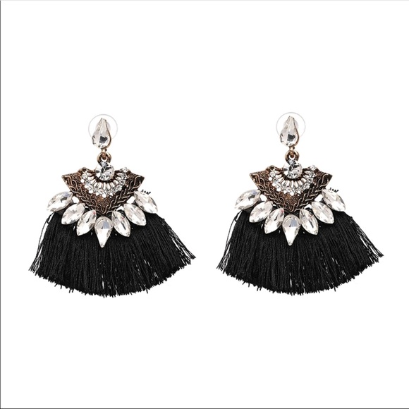 Bohemian Fan Shaped Tassel Rhinestone Earrings - Picture 2 of 3